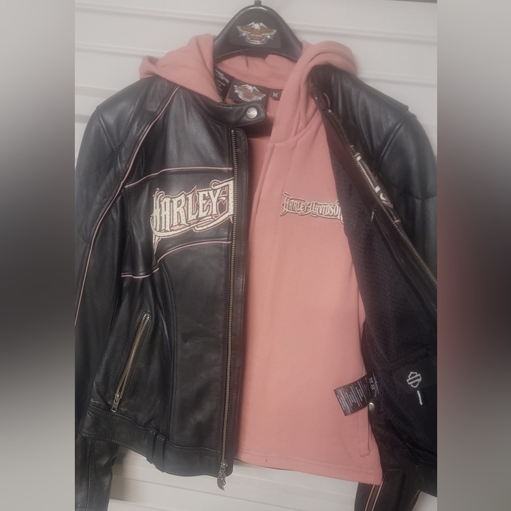 Women’s Harley Davidson Leather jacket - Picture 3 of 3